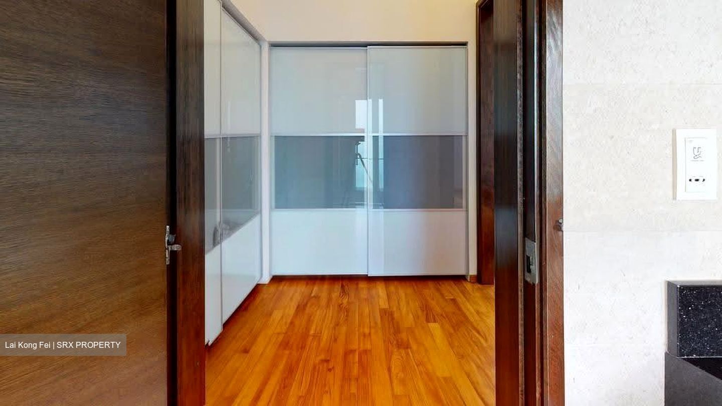 Meyer Road (D15), Terrace #607490351